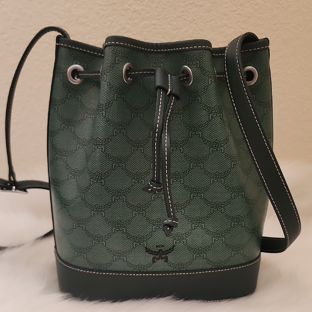 MCM Medium Himmel Drawstring Bag In Lauretos (NWT)